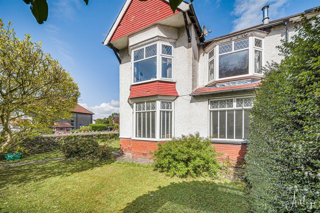 4 bed semi-detached house for saleCimla Road, Neath SA11