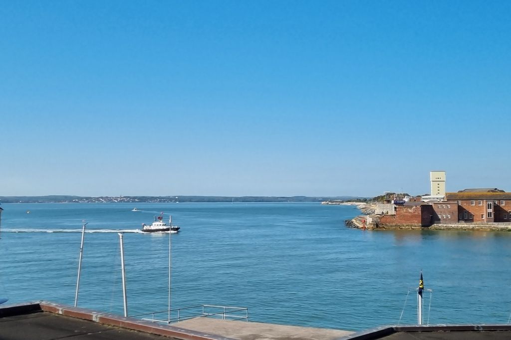4 bed town house for saleOld Portsmouth, Hampshire PO1