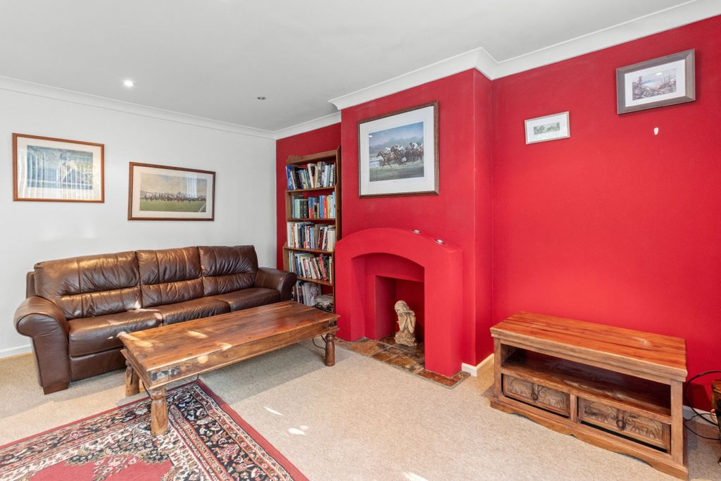 Additional image 11 of 4 bed chalet for saleRailway Road, Newhaven BN9