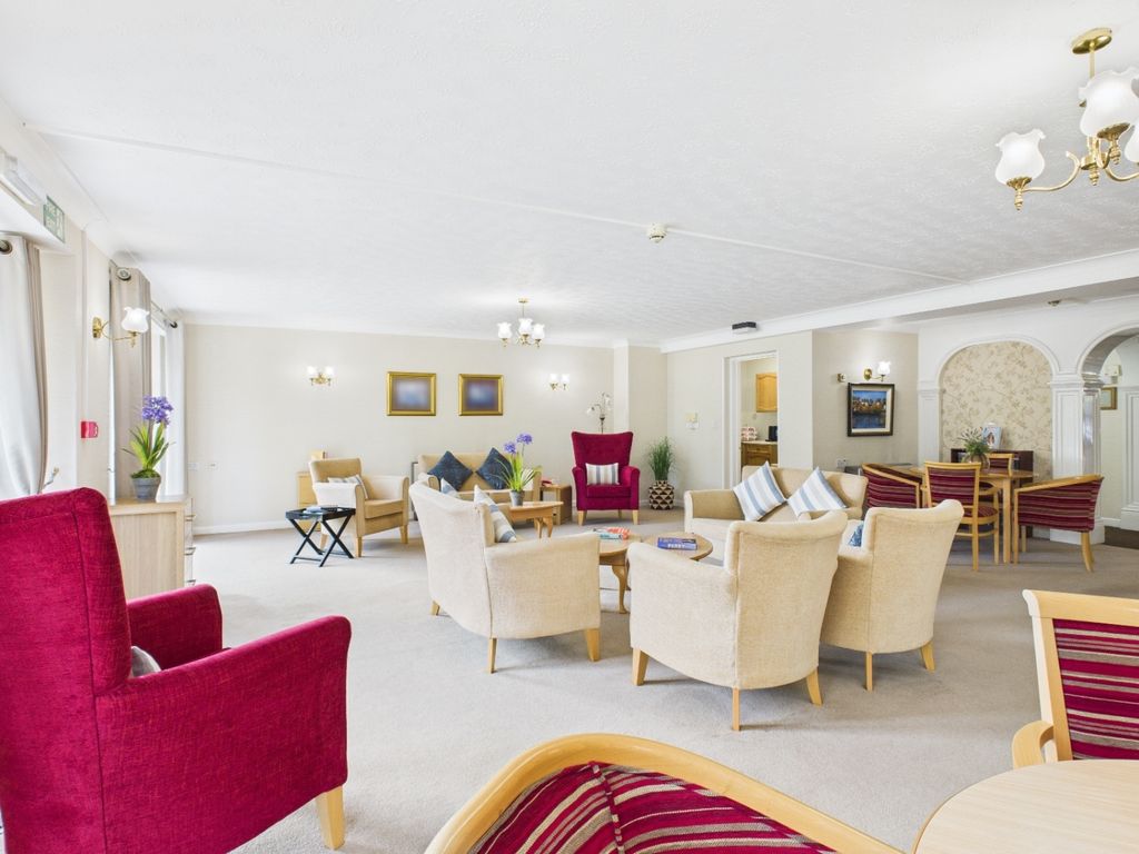 Additional image 10 of 1 bed flat for saleMere Court, Knutsford, Cheshire WA16