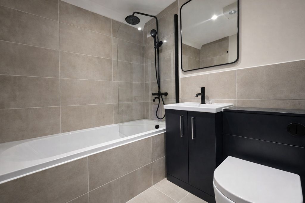 Additional image 7 of 3 bed flat for saleKent Road, Orpington BR5