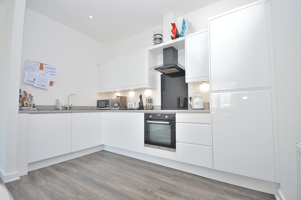 Additional image 4 of 2 bed flat for saleDuke Street, The Mounts, Northampton NN1