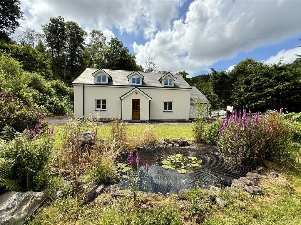 4 bed detached house for saleGwynfe, Llangadog SA19