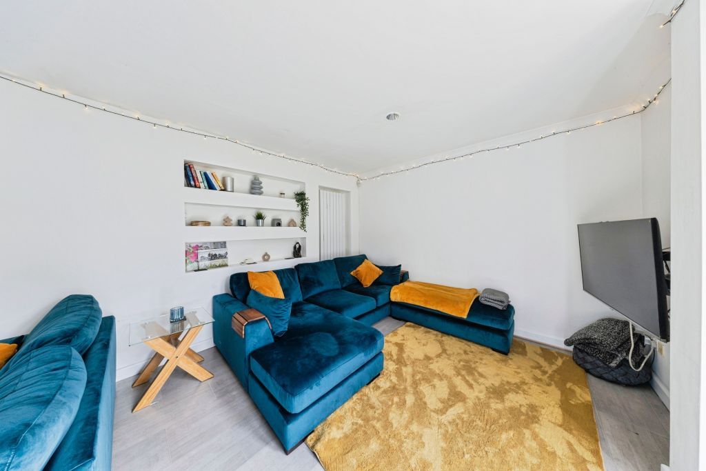 Additional image 6 of 5 bed detached house for saleCastle Meadow Close, Newport Pagnell MK16