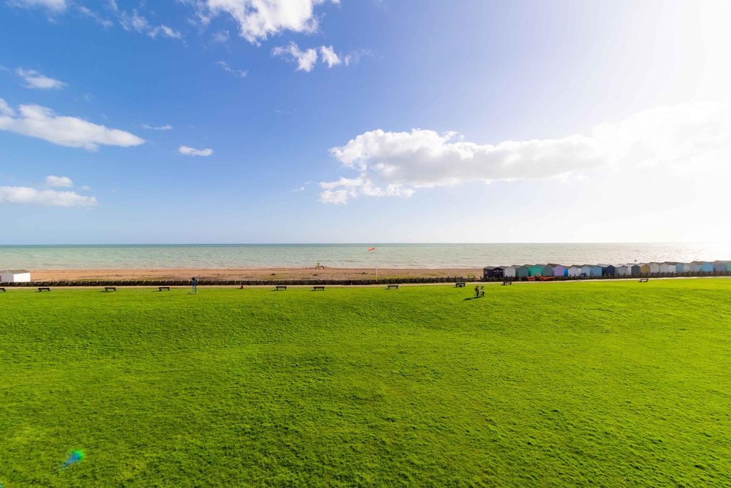 Additional image 18 of 2 bed flat for saleBrighton Road, Lancing BN15