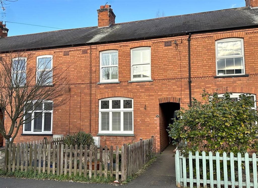 3 bed terraced house for saleSouthend Avenue, Newark NG24