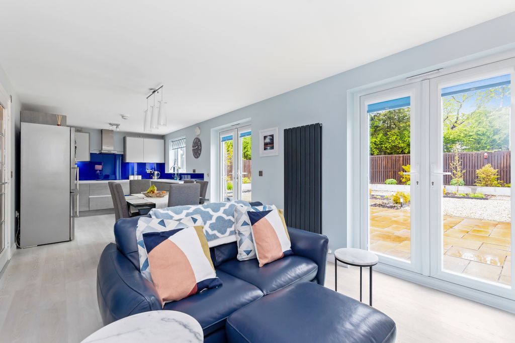 Additional image 6 of 4 bed detached house for sale4 Corby Craig Crescent, Bilston, Roslin EH25