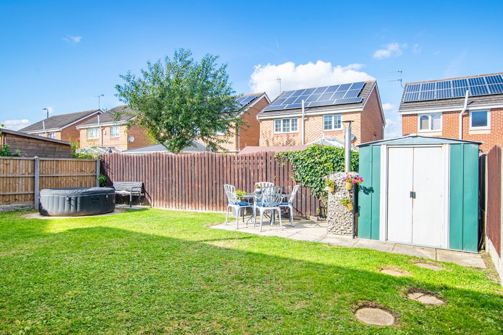 Additional image 32 of 5 bed detached house for saleTroon Close, Normanton, West Yorkshire WF6