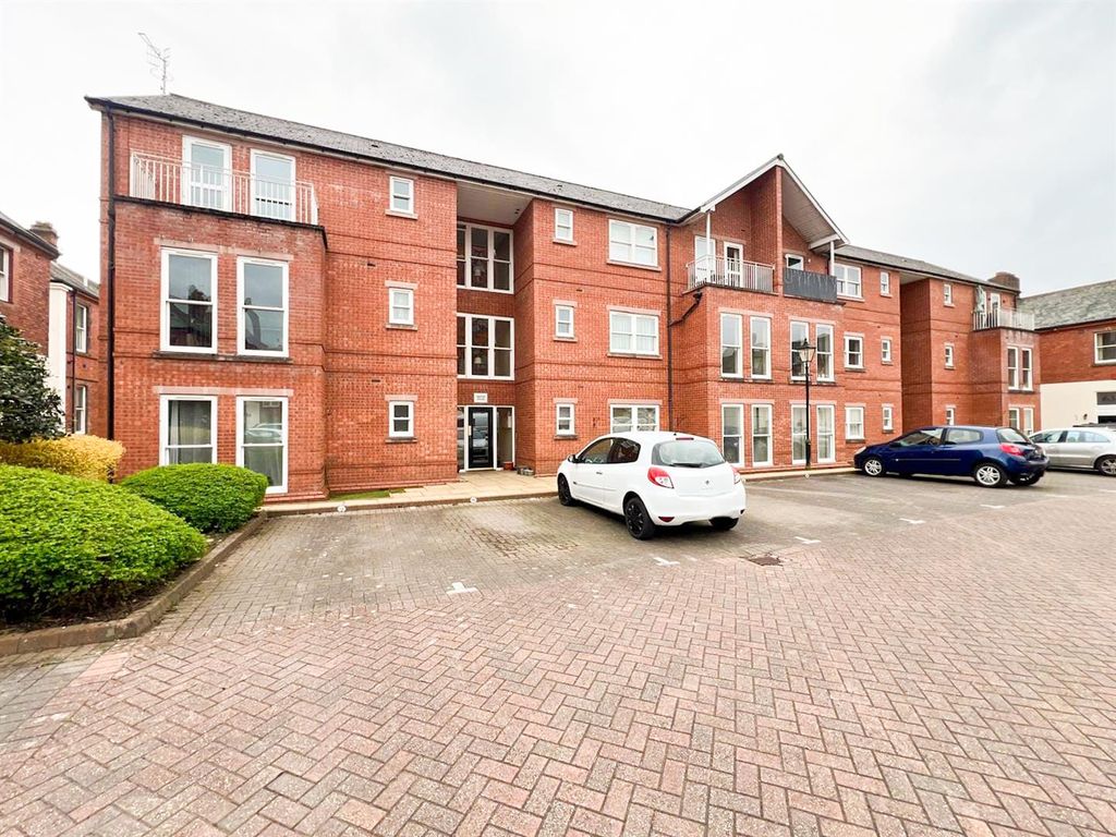 2 bed flat for saleWillow Drive, Cheddleton ST13