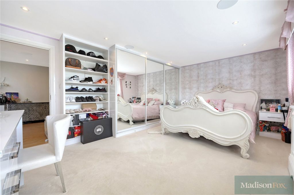 Additional image 25 of 5 bed detached house for saleAshlyns Lane, Ongar, Essex CM5