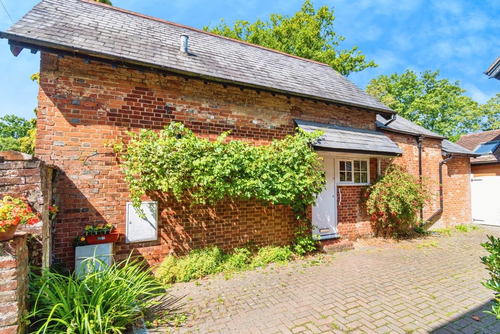Additional image 16 of 2 bed detached house for saleShrubbs Hill Road, Lyndhurst, Hampshire SO43