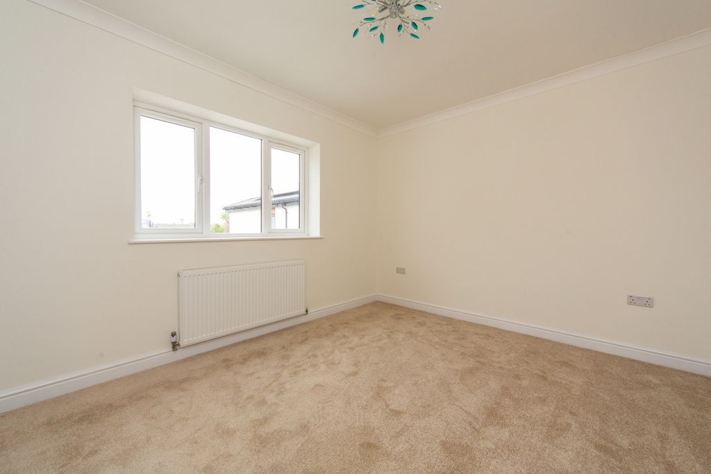 Additional image 14 of 2 bed detached bungalow for saleRaby Park Road, Neston CH64