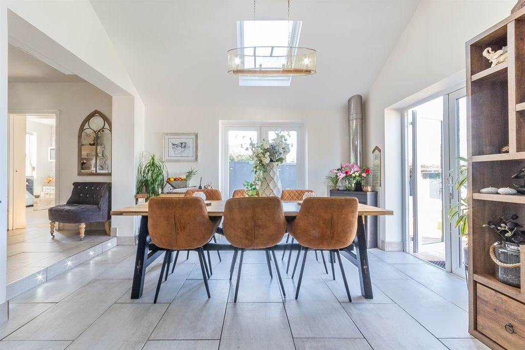 Additional image 19 of 4 bed semi-detached house for saleLondon Road, Maldon CM9