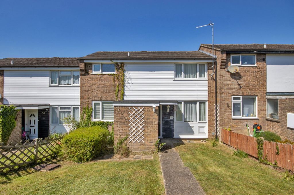 3 bed terraced house for saleBrambledown, Hartley, Longfield DA3