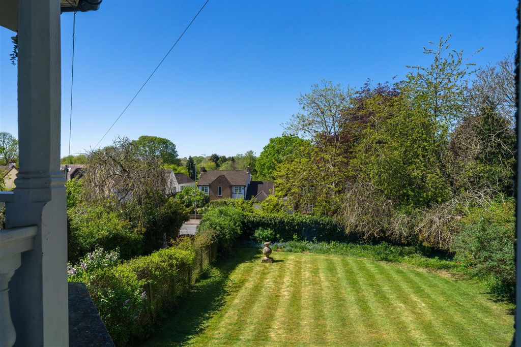 Additional image 18 of 7 bed semi-detached house for saleAbington Park Crescent, Northampton NN3
