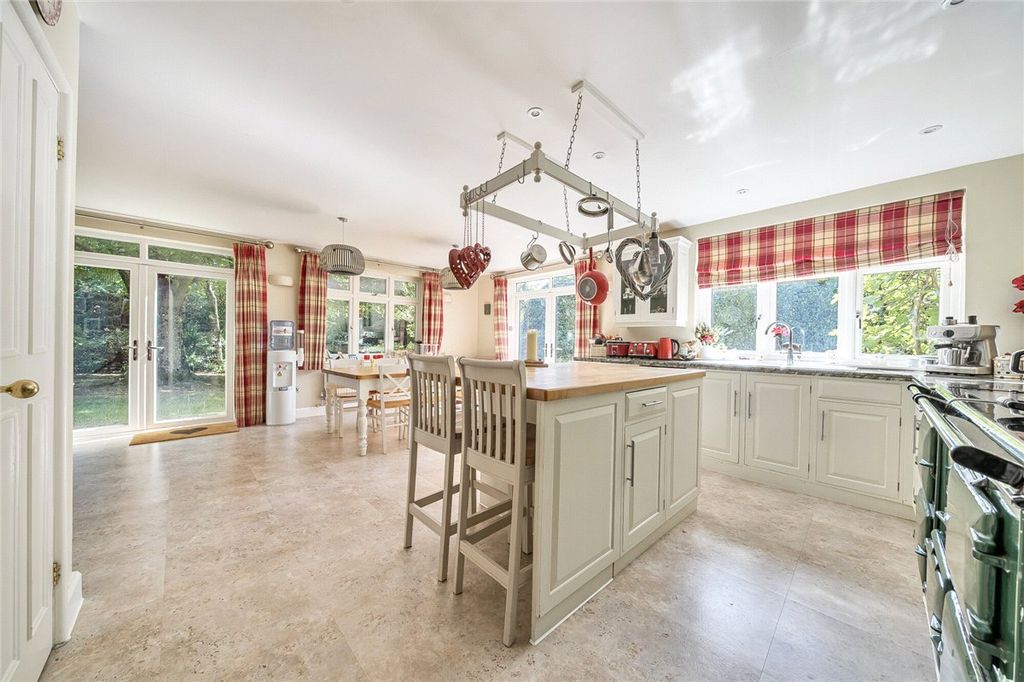 Additional image 8 of 5 bed detached house for saleLeaze Road, Marlborough, Wiltshire SN8