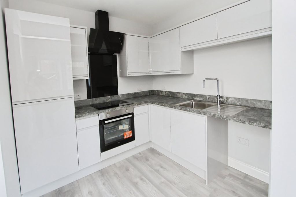 2 bed flat for saleSilk Street, Paisley PA1