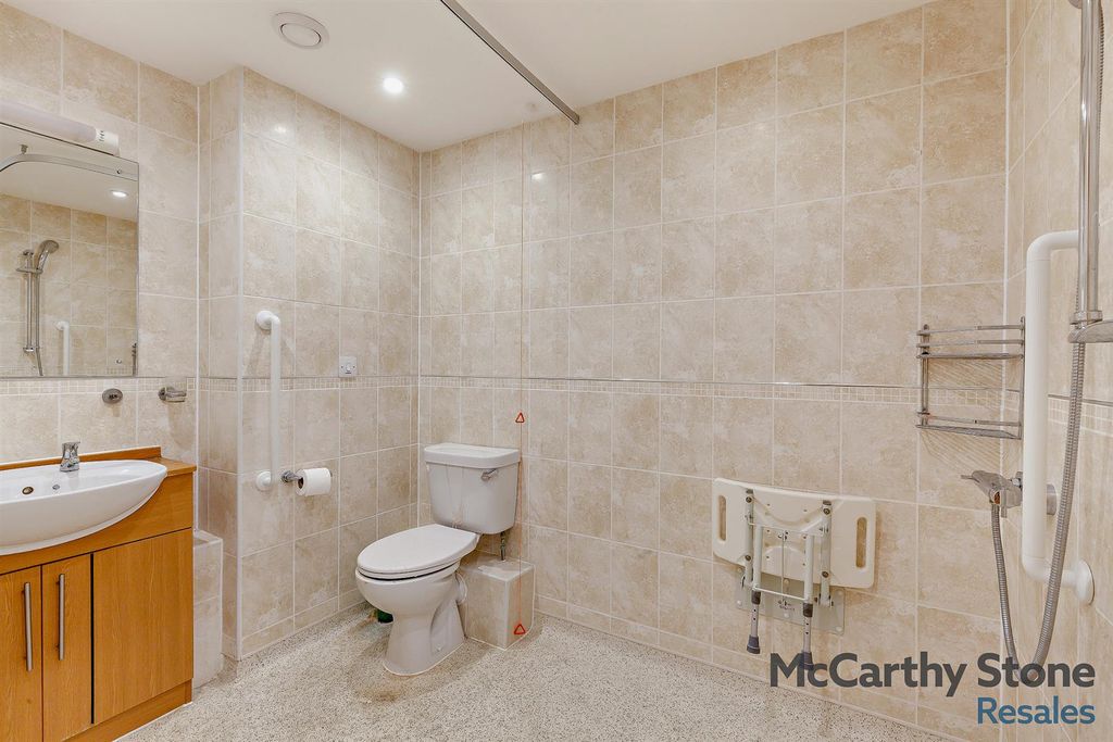 Additional image 13 of 1 bed flat for saleWeighbridge Court, 301 High Street, Chipping Ongar, Essex CM5
