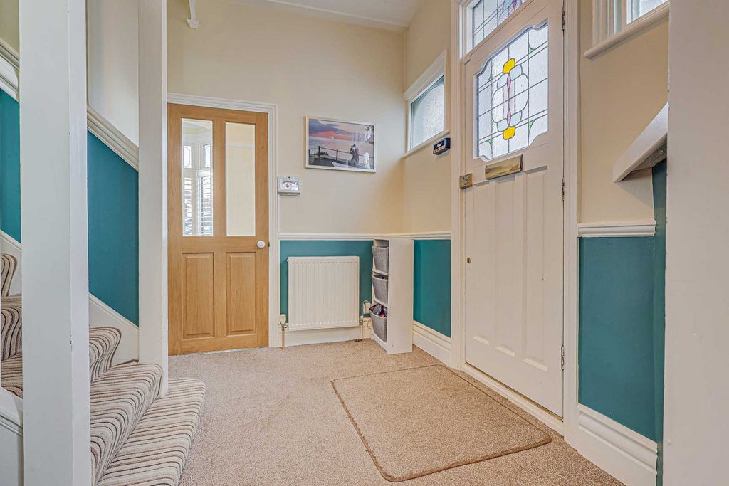 Additional image 24 of 3 bed detached house for saleFernleigh Drive, Leigh-On-Sea SS9
