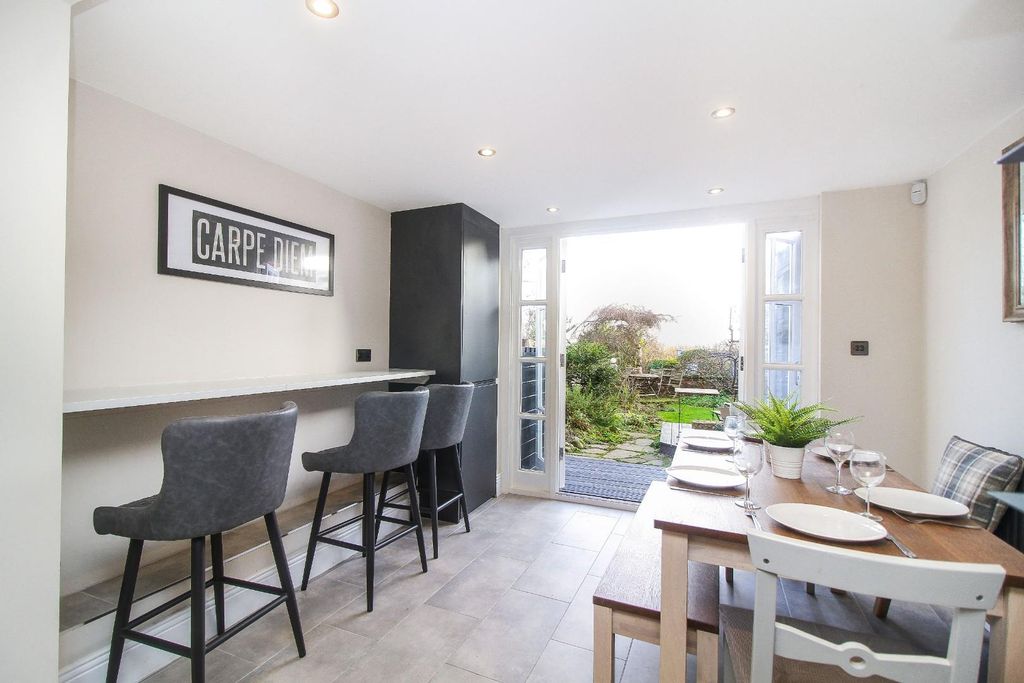 Additional image 11 of 4 bed terraced house for saleFront Street, Tynemouth NE30