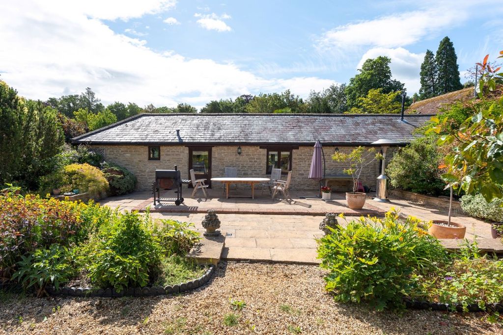 4 bed barn conversion for saleGreyfriars, Cold Brayfield, Olney, Buckinghamshire MK46 photo 5