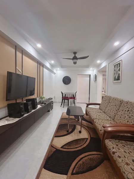 102 Jurong East Street 13