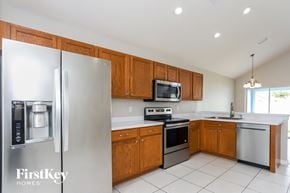 811 NE 15th Street, Ruskin, FL, 33570 photo 5
