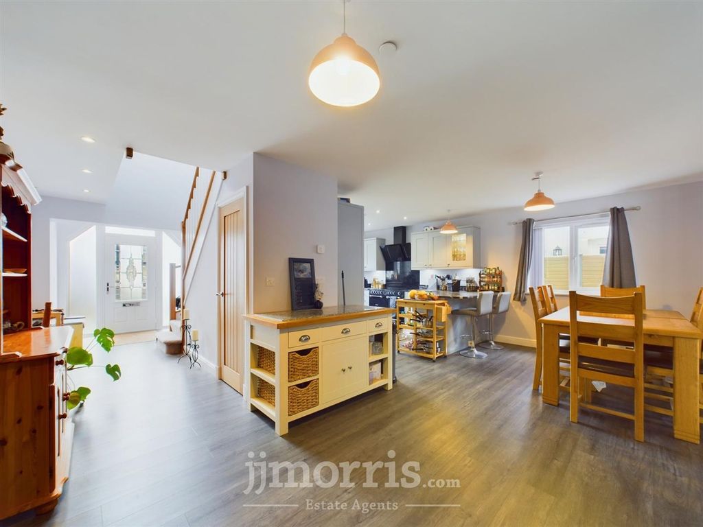Additional image 8 of 4 bed property for saleCaeberllan, Adpar SA38