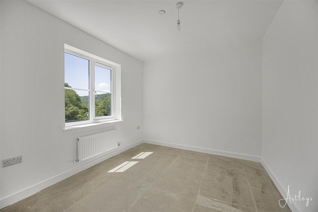 Additional image 15 of 3 bed detached house for saleClos Yr Ysgol, Clyne, Neath SA11