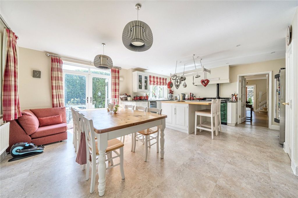 Additional image 5 of 5 bed detached house for saleLeaze Road, Marlborough, Wiltshire SN8