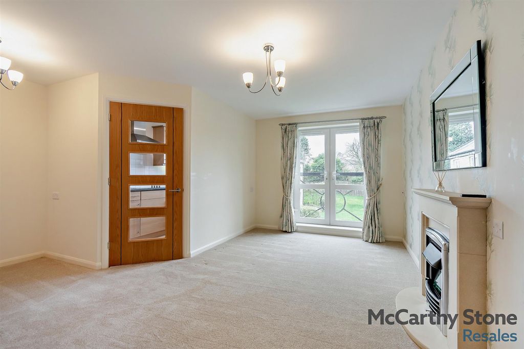 Additional image 6 of 1 bed flat for saleHollis Court, Castle Howard Road, Malton YO17