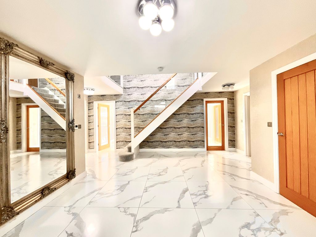 5 bed detached house for salePreston Road, Catforth PR4 photo 2