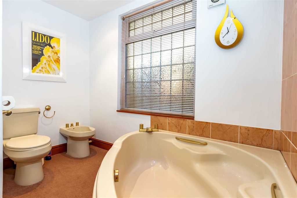 Additional image 18 of 3 bed detached house for saleBrighton Road, Lancing BN15