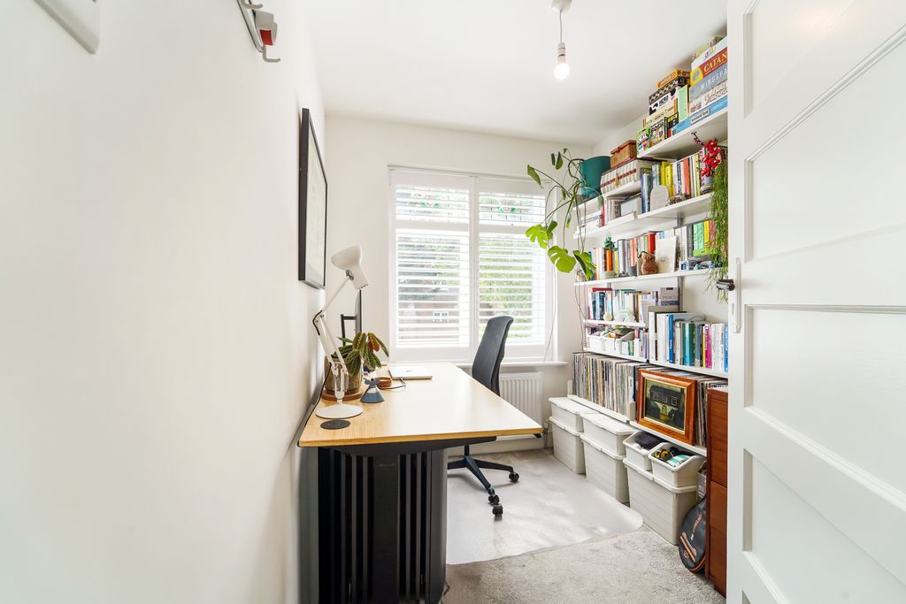 Additional image 11 of 2 bed maisonette for salePark View, Wandle Road, Morden SM4