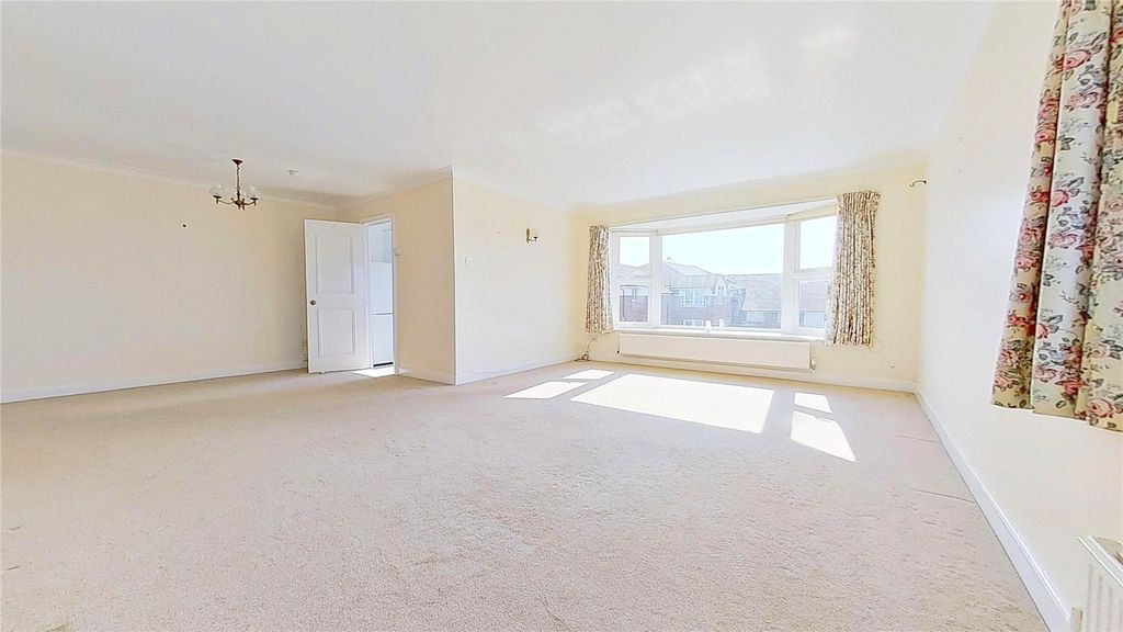 Additional image 5 of 2 bed flat for saleKings Court, Brighton Road, Lancing, West Sussex BN15