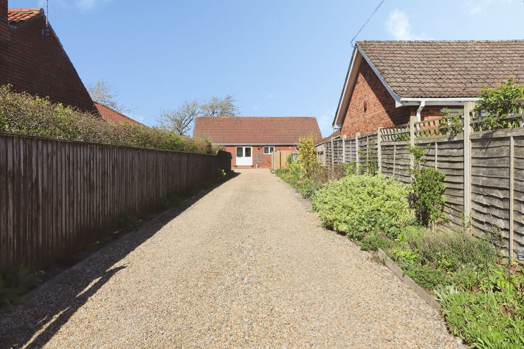 Additional image 41 of 2 bed detached bungalow for saleLegsby Road, Market Rasen LN8