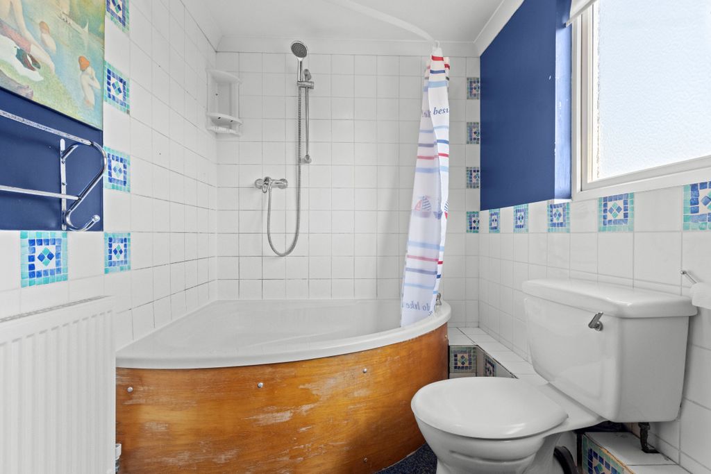 Additional image 27 of 4 bed chalet for saleRailway Road, Newhaven BN9