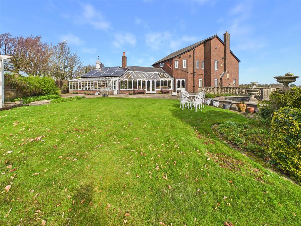 Additional image 3 of 4 bed detached house for saleDelph Farm, Scarth Hill, Lathom, Ormskirk L39