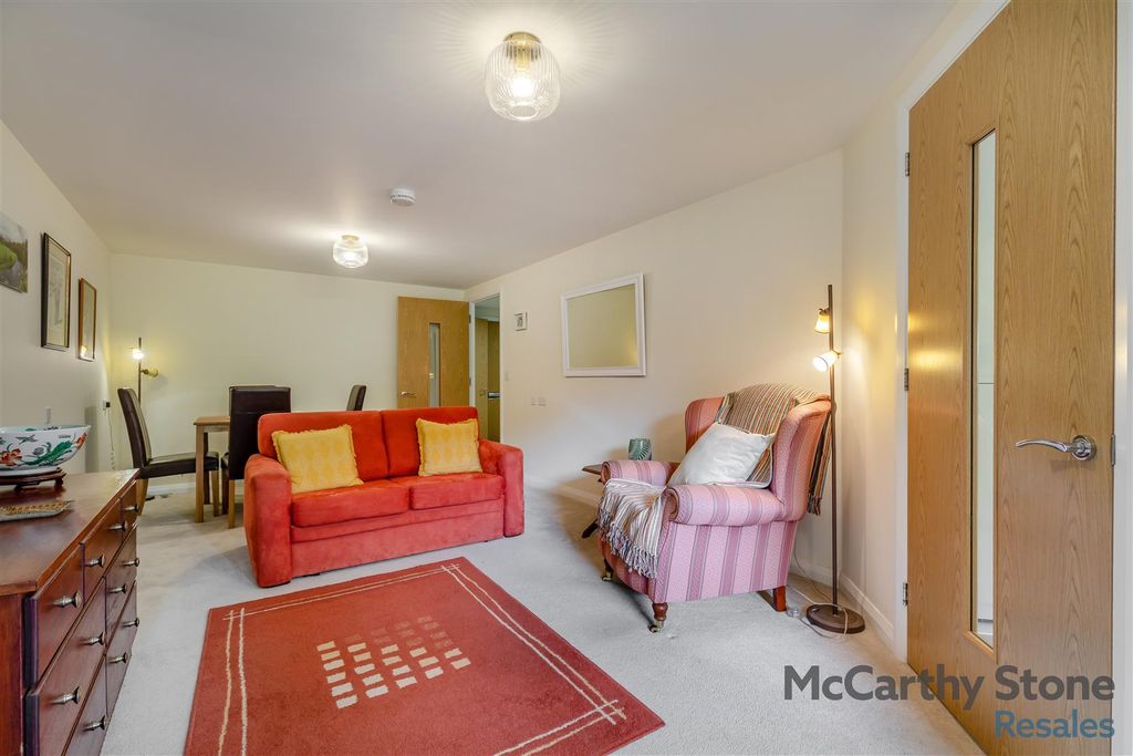 Additional image 6 of 2 bed flat for saleBurlington Gardens, Leyland PR25