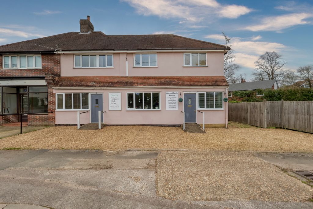 Additional image 18 of 4 bed semi-detached house for saleSummerleys Road, Princes Risborough, Buckinghamshire HP27
