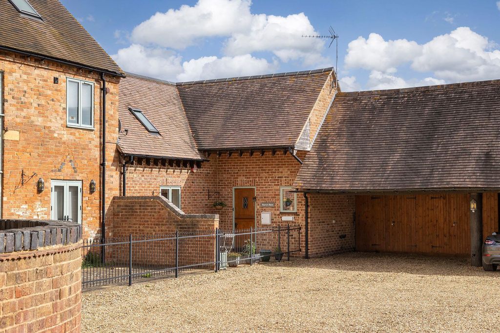 Additional image 26 of 3 bed semi-detached house for salePaddle Brook Barns, Ditchford-On-Fosse, Moreton-In-Marsh, Gloucestershire GL56