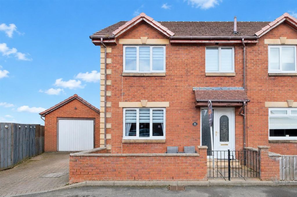 3 bed terraced house for saleRaploch Street, Larkhall ML9