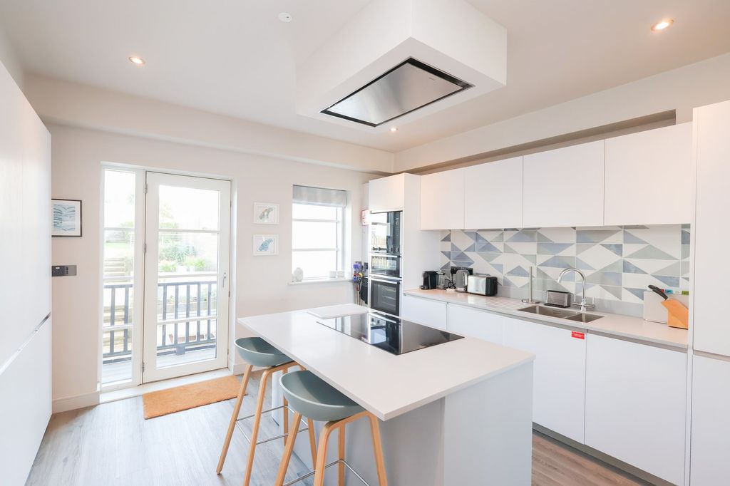Additional image 5 of 4 bed terraced house for saleThe Strand, Porth, Newquay TR7