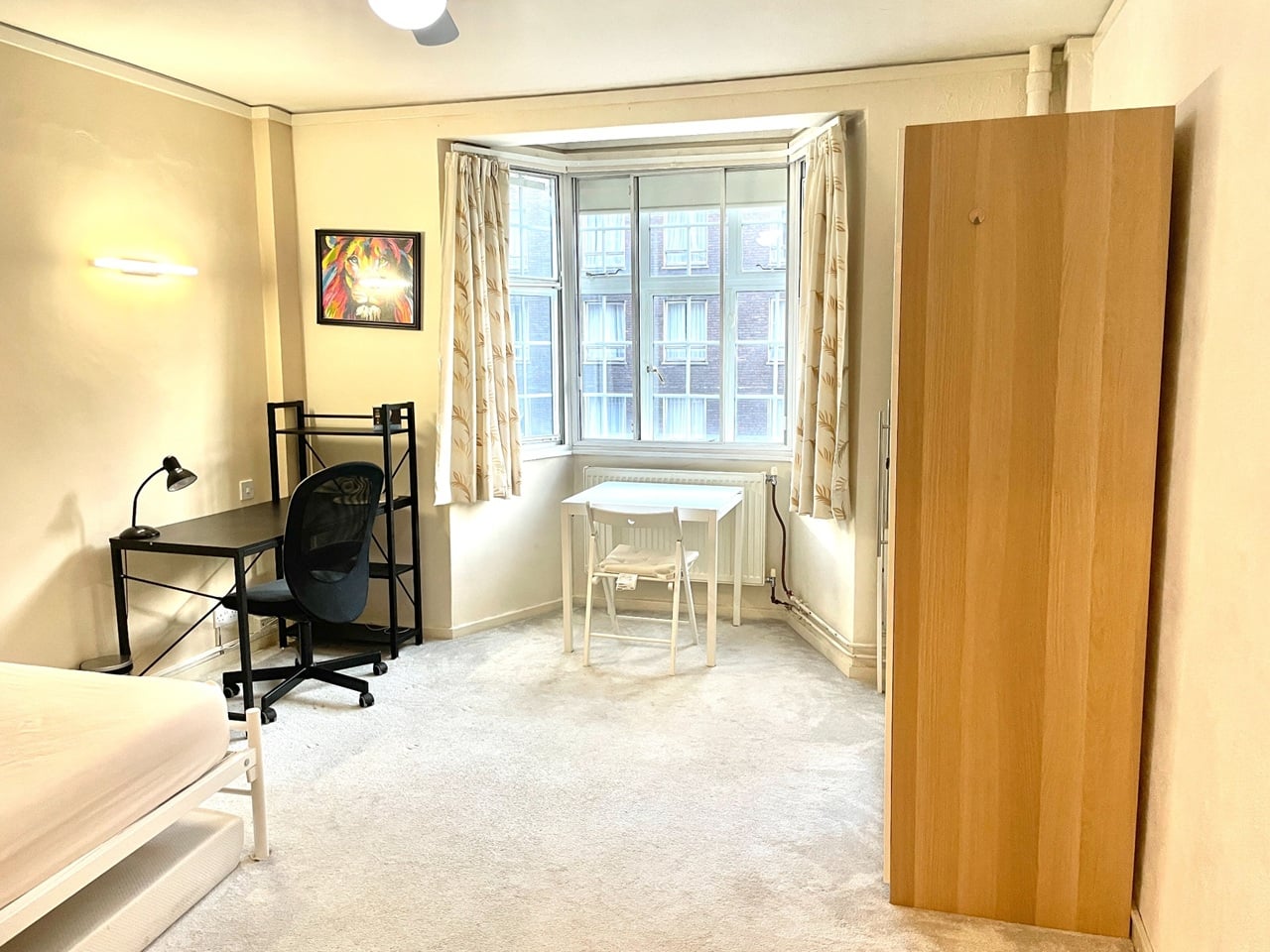 Studio Flat, Russell Court, WC1H, N1 7GU
