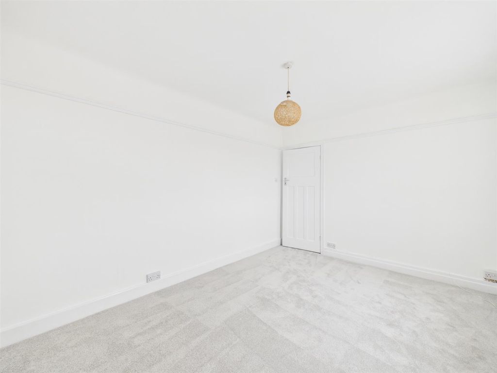 Additional image 28 of 5 bed flat for salePensby Road, Heswall, Wirral CH60