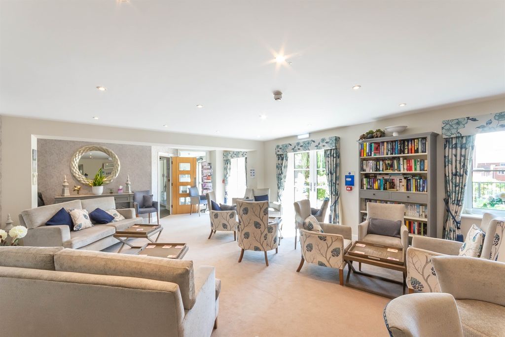 Additional image 15 of 2 bed flat for saleWhite Horse Lane, Maldon CM9