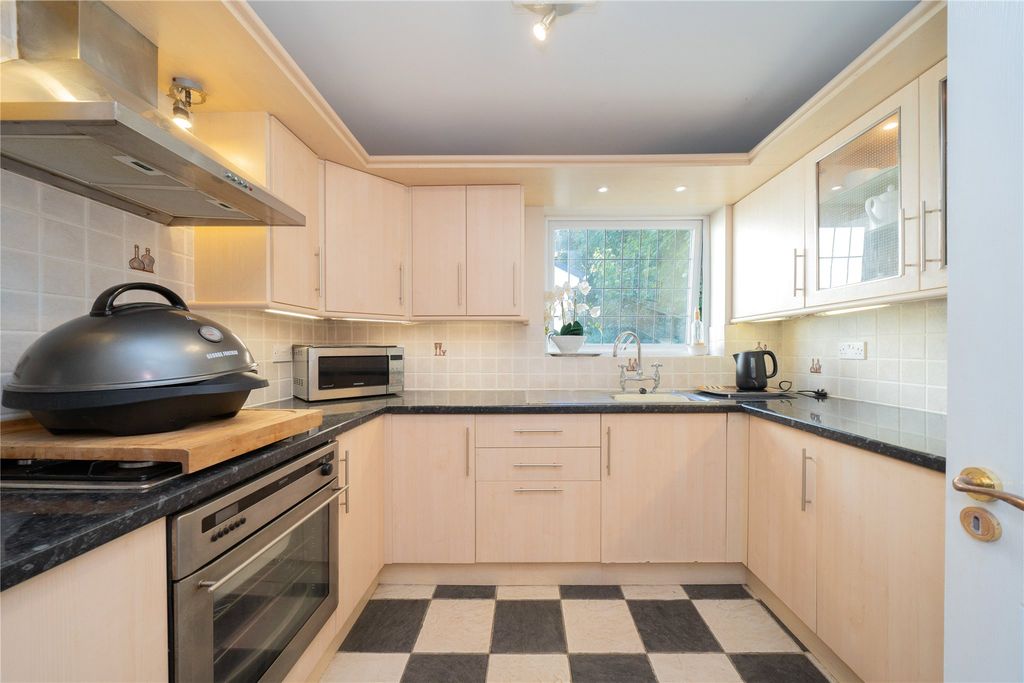 Additional image 35 of 6 bed detached house for saleHanns Hall Road, Neston, Cheshire CH64