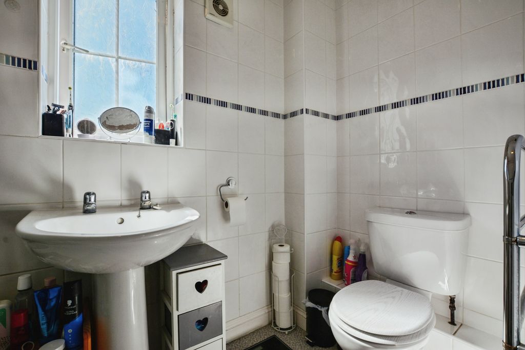 Additional image 10 of 2 bed flat for saleMulberry Way, Skegness PE25