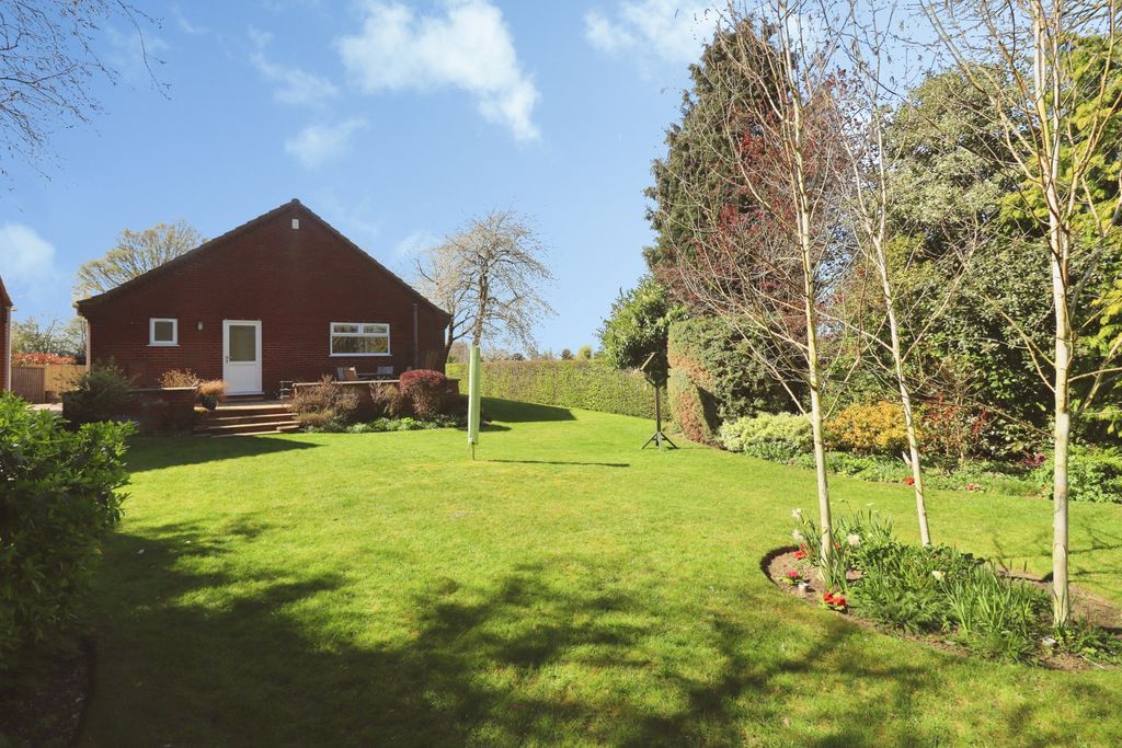 Additional image 26 of 2 bed detached bungalow for saleLegsby Road, Market Rasen LN8