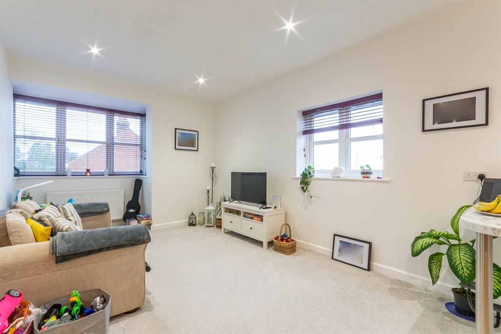Additional image 6 of 2 bed maisonette for saleSt. Peters Avenue, Maldon CM9